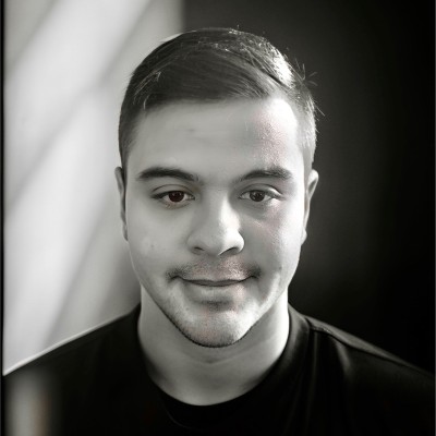 Xavier, fundador de Ximpli